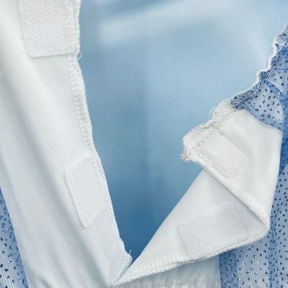 Disney Frozen II Elsa Costume - Picture 6 of 9